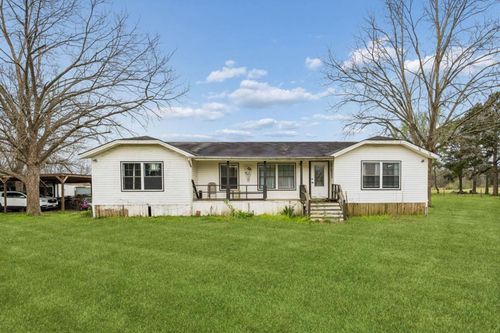 300 Hay Meadow Ln, Shepherd, TX, 77371-6614 | Card Image