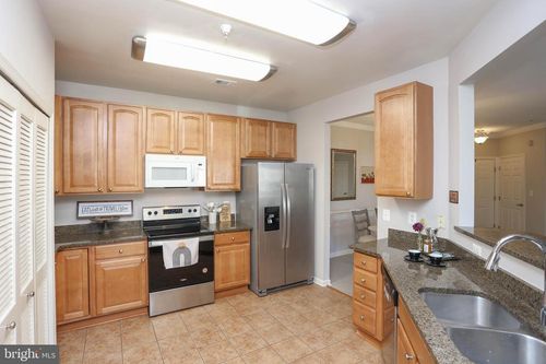 unit-j-7270 Darby Downs, ELKRIDGE, MD, 21075-5435 | Card Image