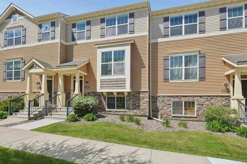 8341 Norwood Ln N, Maple Grove, MN, 55369-3058 | Card Image