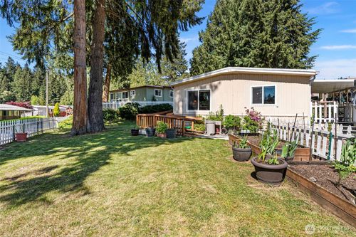 31-16300 State Highway 305 Ne, Poulsbo, WA, 98370-7836 | Card Image