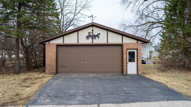 2 Car Garage | Image 66