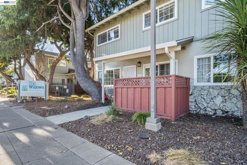 1-700 Fargo Ave, San Leandro, CA, 94579-2163 | Card Image