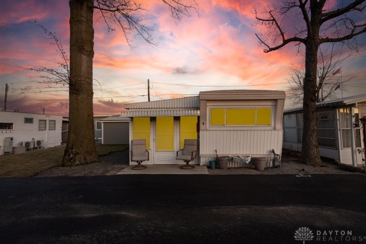 Residential in Russells Point 4