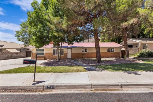 573 Diagonal St, St George, UT, 84770-2632 | Card Image