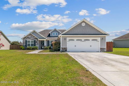 120 Prelude Dr, Richlands, NC, 28574-8476 | Card Image