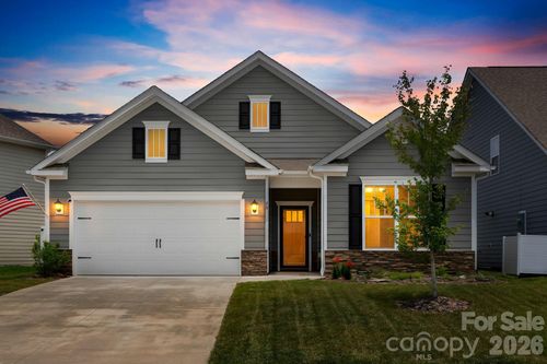 48 Thornberry Rd, Hendersonville, NC, 28792-0655 | Card Image