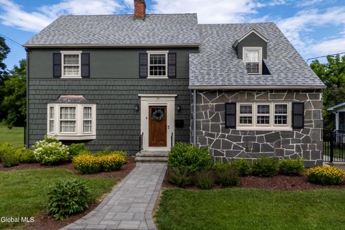 19 Elm St, Coxsackie, NY, 12051-1301 | Card Image