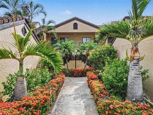 5652-5652 Ashton Lake Dr, SARASOTA, FL, 34231-6263 | Card Image