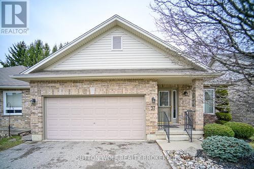 37-375 Scott Street E, Strathroy-Caradoc (SE), ON, N7G4G7 | Card Image