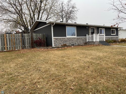 802 Maple St, Lisbon, ND, 58054-4249 | Card Image