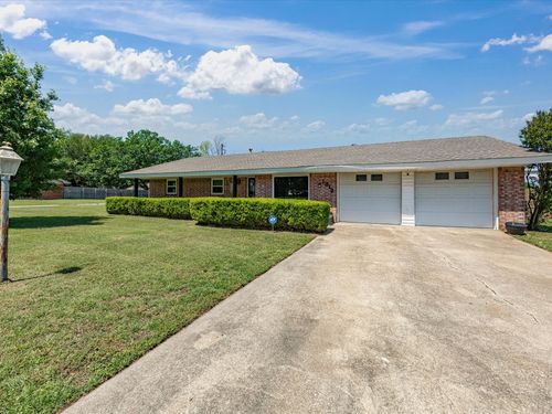 1312 Rock St, Bowie, TX, 76230-2814 | Card Image