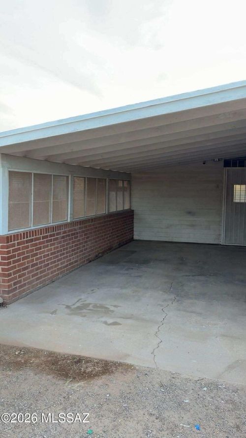 2661 N Winstel Boulevard, Tucson, AZ, 85716 | Card Image