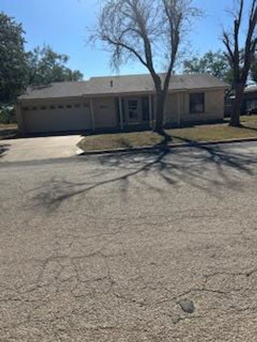 3602 44th St, Snyder, TX, 79549-5602 | Card Image