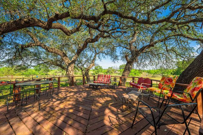 13315 N State Highway 16, Home with 3 bedrooms, 3 bathrooms and null parking in Llano TX | Image 7