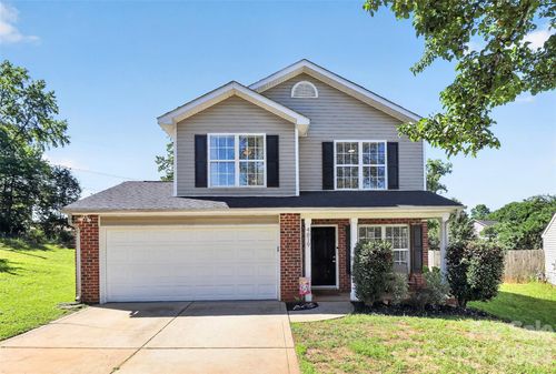 4819 Hopewood Ln, Charlotte, NC, 28216-3181 | Card Image