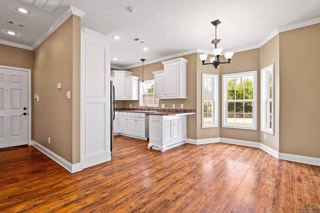 411 W Austin St, House other with 3 bedrooms, 2 bathrooms and null parking in Jefferson TX | Image 9