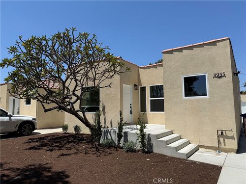 8955 San Luis Ave, South Gate, CA, 90280-3125 | Card Image