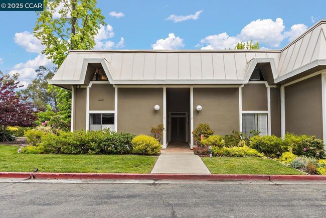 APT-1 - 1244 Singingwood Ct, Townhouse with 2 bedrooms, 2 bathrooms and 1 parking in Walnut Creek CA | Image 19