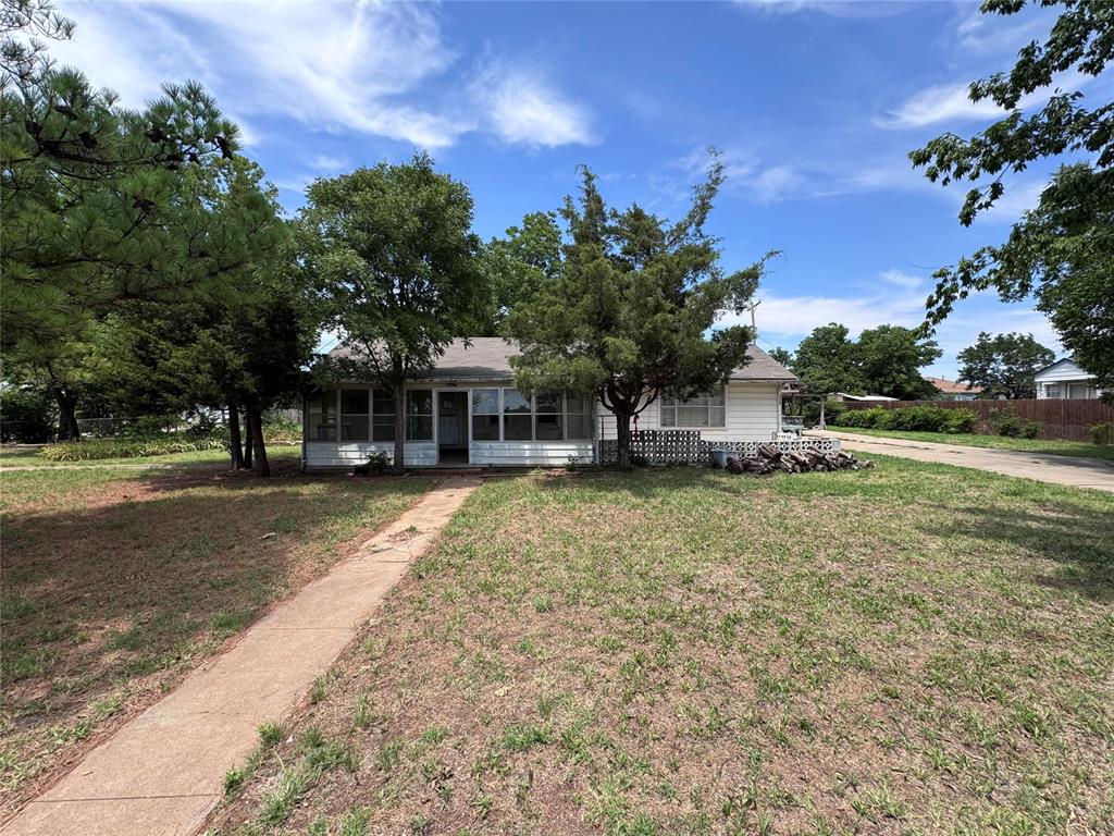 Taft Ave, Lawton, OK 73507