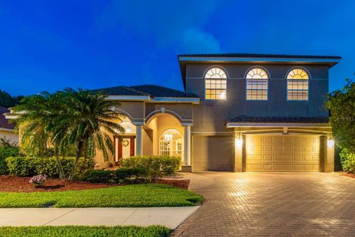 9008 Brookfield Ter, BRADENTON, FL, 34212-6305 | Card Image