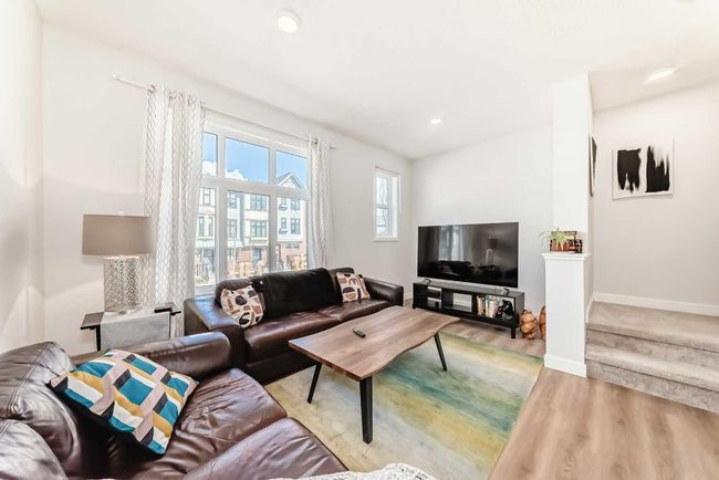 91 Spring Willow Close Sw, Townhouse with 3 bedrooms, 3 bathrooms and 2 parking in Calgary AB | Image 17