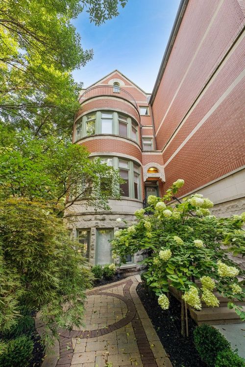 d-1409 S Indiana Avenue, Chicago, IL, 60605 | Card Image