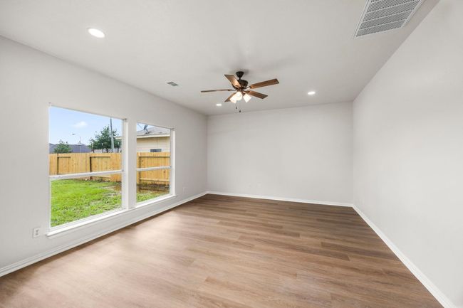 21531 Indigo Ruth Dr, House other with 4 bedrooms, 3 bathrooms and 2 parking in Spring TX | Image 18