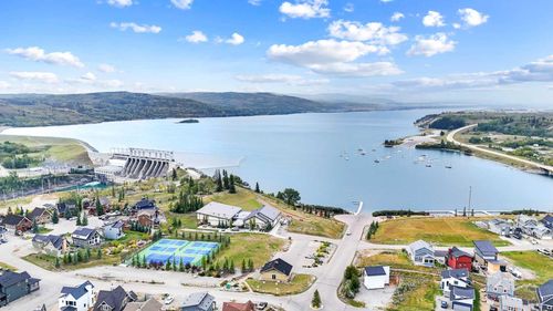 44 Cottageclub Lane, Rural Rocky View County, AB, T4C1B1 | Card Image