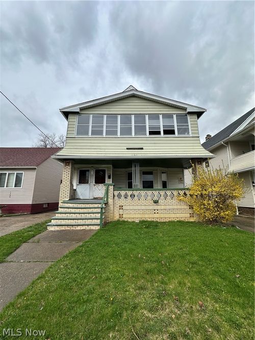 3700 E 153rd St, Cleveland, OH, 44120-4912 | Card Image