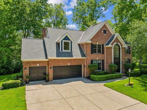 1229 Whispering Meadow Ct, New Albany, OH, 43054-9557 | Card Image