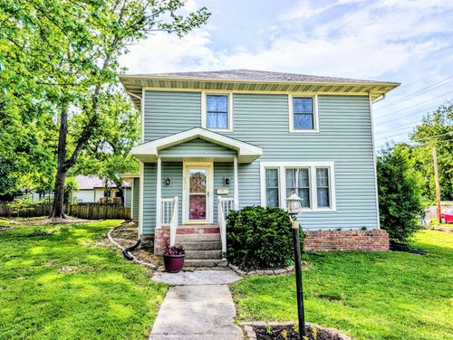 431 N Clay St, Marshfield, MO, 65706-1656 | Card Image