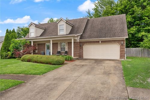 6803 Twin Springs Dr, Sellersburg, IN, 47172-9161 | Card Image