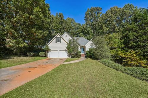 6012 Armor Drive, Powder Springs, GA, 30127 | Card Image