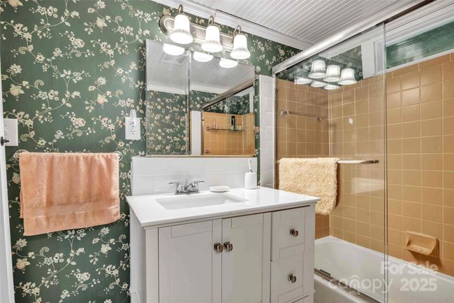 189 Woodstock Dr, House other with 2 bedrooms, 2 bathrooms and null parking in West Jefferson NC | Image 27