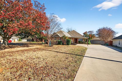 207 Gayle Cir, Bells, TX, 75414-4508 | Card Image