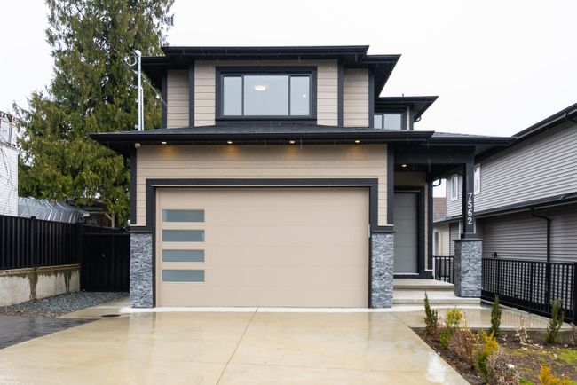 7562 Welton Street, House other with 7 bedrooms, 3 bathrooms and 6 parking in Mission BC | Image 1