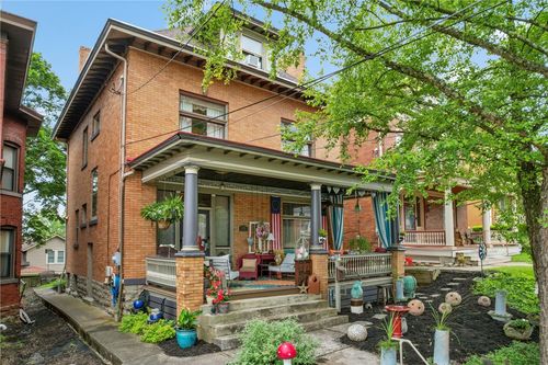 125 Richey Ave, Observatory, PA, 15214-2036 | Card Image