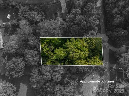 1251 E I St, Newton, NC, 28658-1832 | Card Image