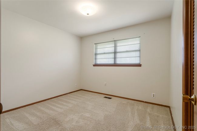 441 S 127 Th East Ave, House other with 3 bedrooms, 2 bathrooms and null parking in Tulsa OK | Image 27
