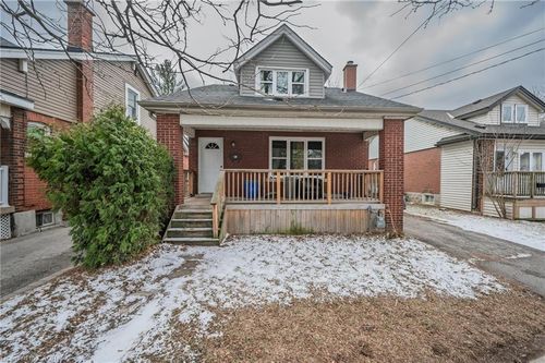 43 Sterling St, Hamilton, ON, L8S4H6 | Card Image