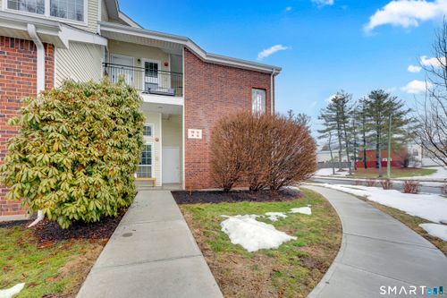 12-12 Carriage Crossing Ln, Middletown, CT, 06457-5827 | Card Image