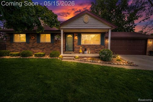 35340 Florence St, Westland, MI, 48185-8503 | Card Image