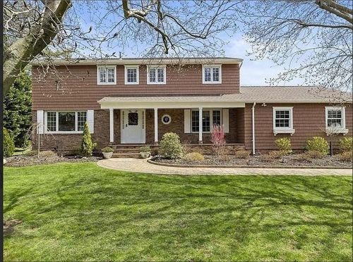 228 Plainview Rd, Woodbury, NY, 11797-2807 | Card Image