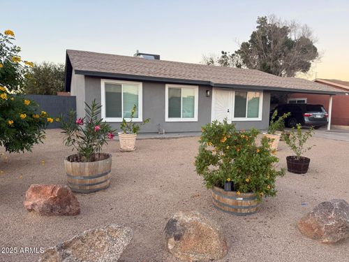 6852 W Garfield St, Phoenix, AZ, 85043-2358 | Card Image