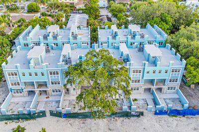 8 - 854 Se 12th Ct, Townhouse with 3 bedrooms, 2 bathrooms and null parking in Fort Lauderdale FL | Image 3