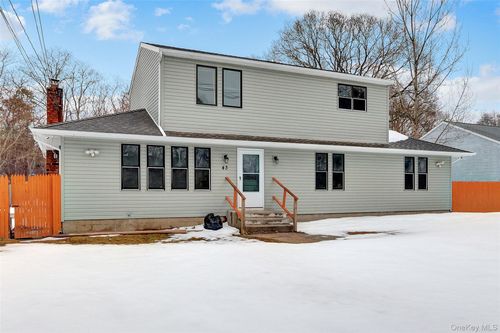 43 Carver Blvd, Bellport, NY, 11713-2110 | Card Image