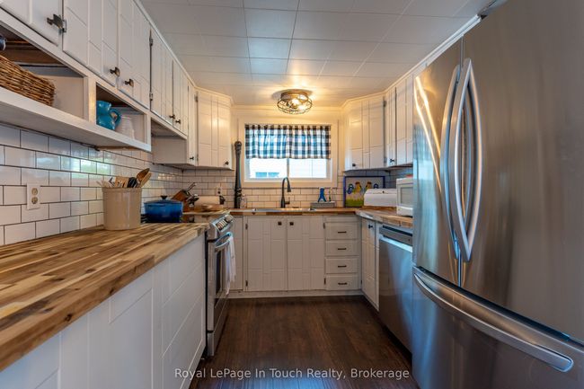 1682 Island 630 N/A, House other with 4 bedrooms, 1 bathrooms and null parking in Georgian Bay ON | Image 7
