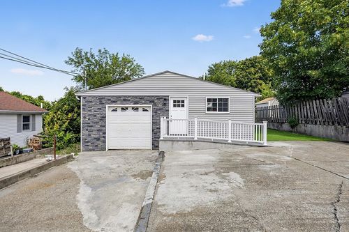24 Emerson St, Fall River, MA, 02720-3959 | Card Image