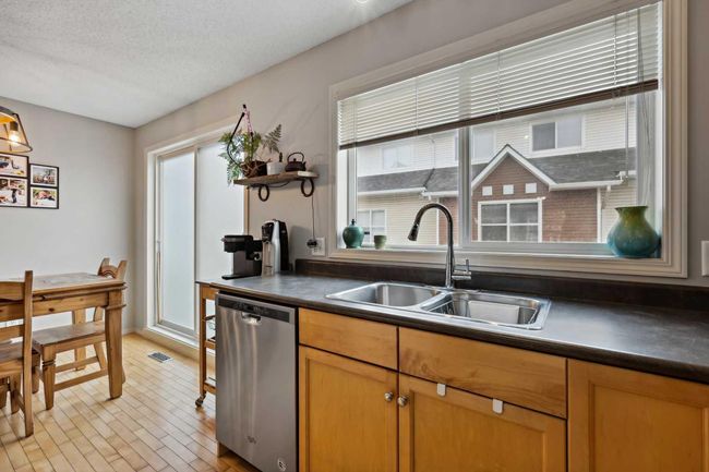 165 Mckenzie Towne Gate Se, Townhouse with 2 bedrooms, 3 bathrooms and 2 parking in Calgary AB | Image 18
