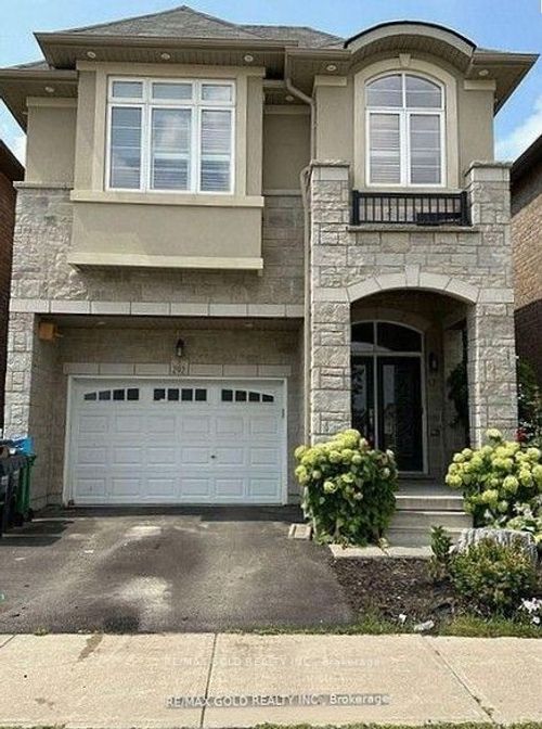 292 Remembrance Rd, Brampton, ON, L7A4J3 | Card Image
